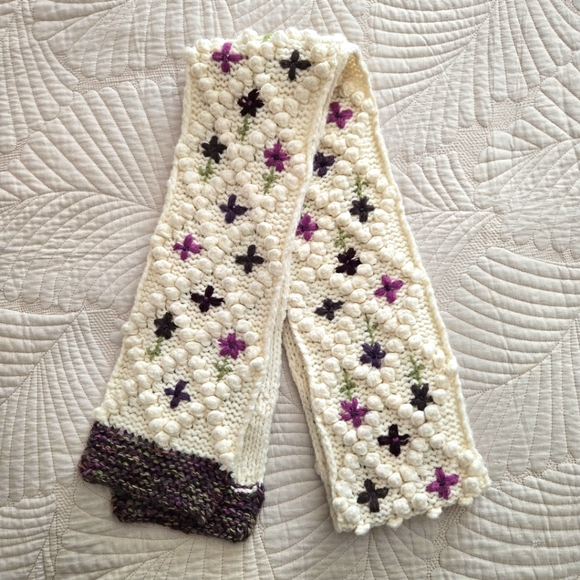 Steve Madden Chunky Knit Scarf - Picture 1 of 7